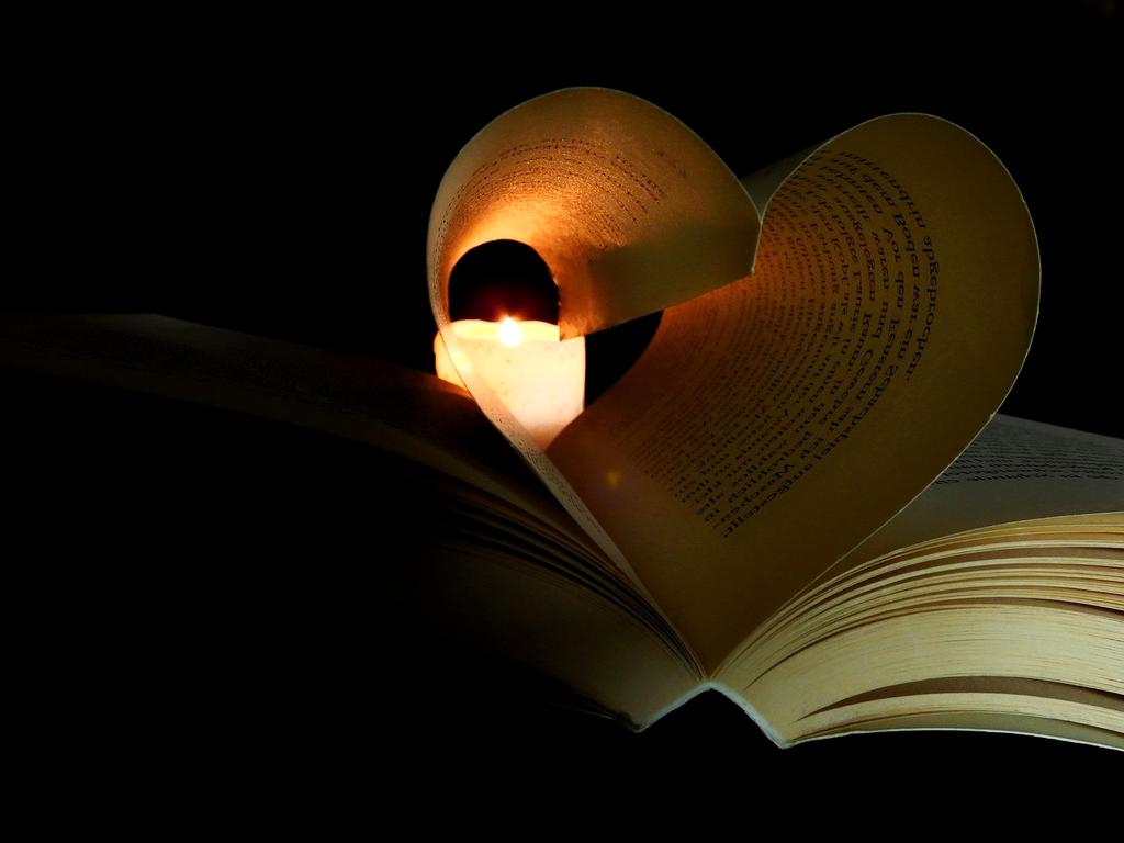 Julia Wiśniewska - absolwentka kursu dekoracyjnego tworzenia świec